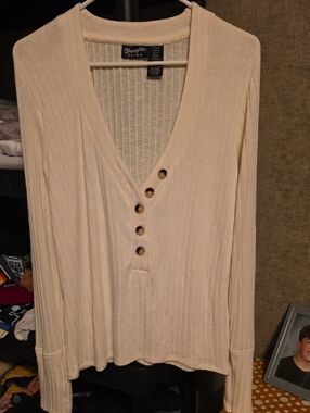 Wrangler Cream Ribbed V-Neck Long Sleeve Top with Button Detail